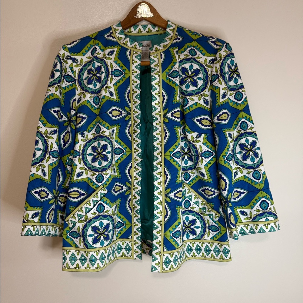 Chico’s Bright Printed Open-Front beaded Jacket in Blue Green in size medium (1)